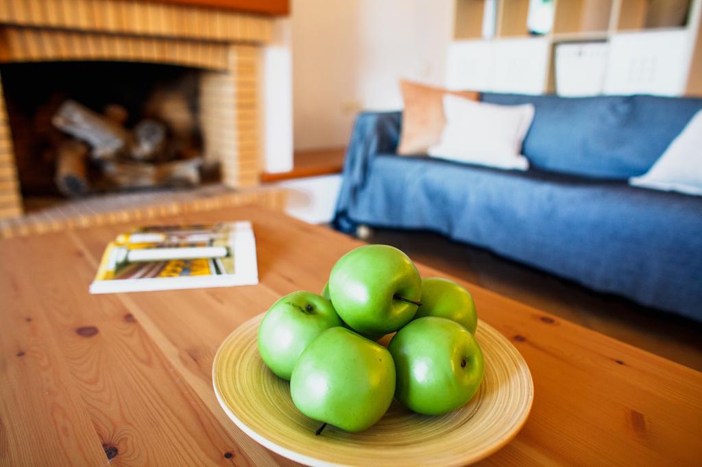 Wild Pear Villa Ligaria  Exterior photo
